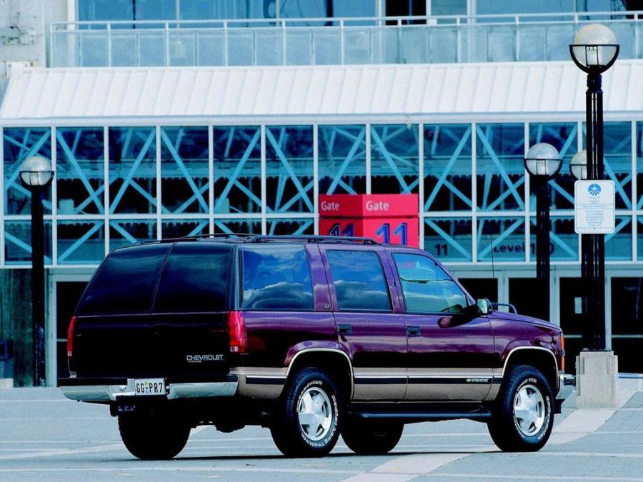  Chevrolet Tahoe 1995 года  (фото 13 из 19)